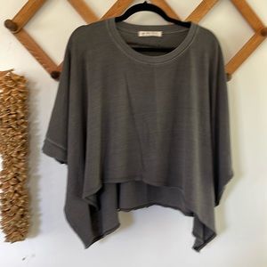 We the free Size small Box Crop top